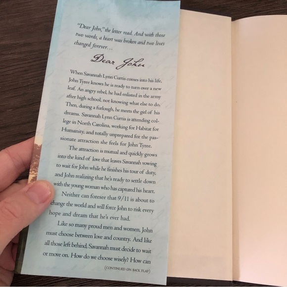 Dear John by: Nicholas Sparks hardback book - Picture 2 of 6